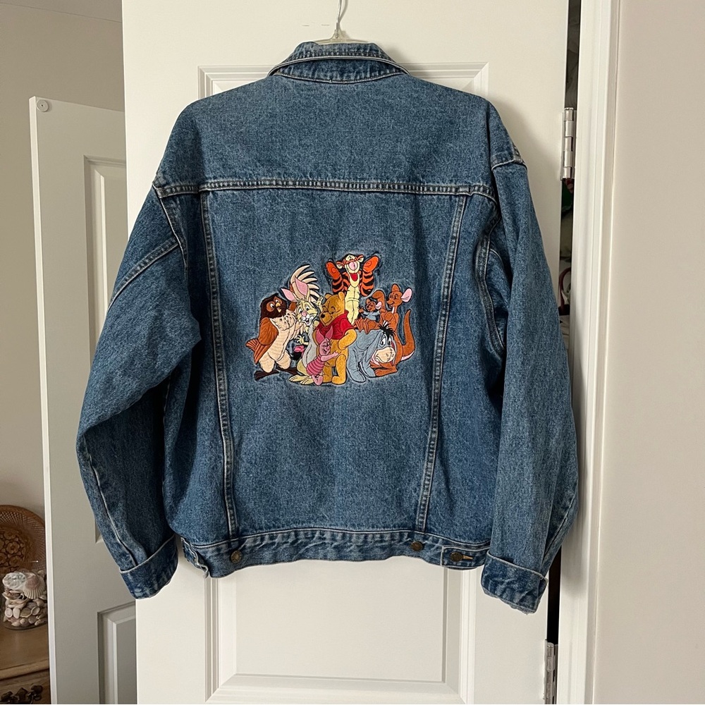 VINTAGE DISNEY WINNIE THE POOH JEAN JACKET
